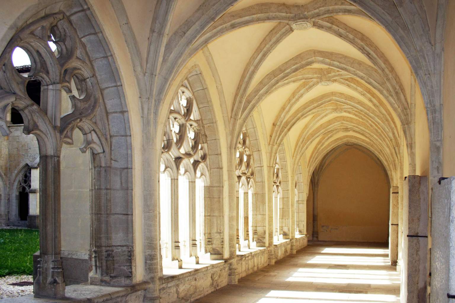 Abbaye d'Ambronay